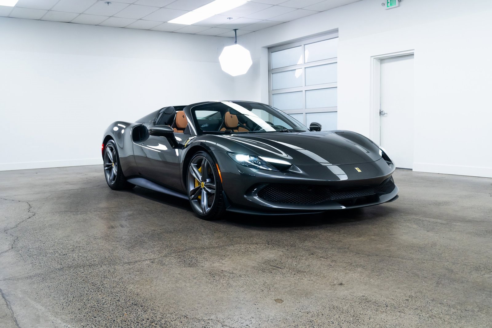 Used 2024 Ferrari 296 GTS image 26