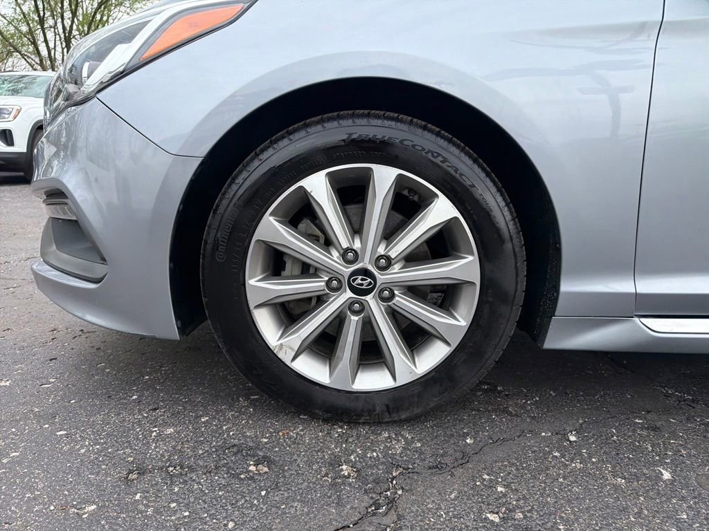 Used 2017 Hyundai Sonata Limited image 29