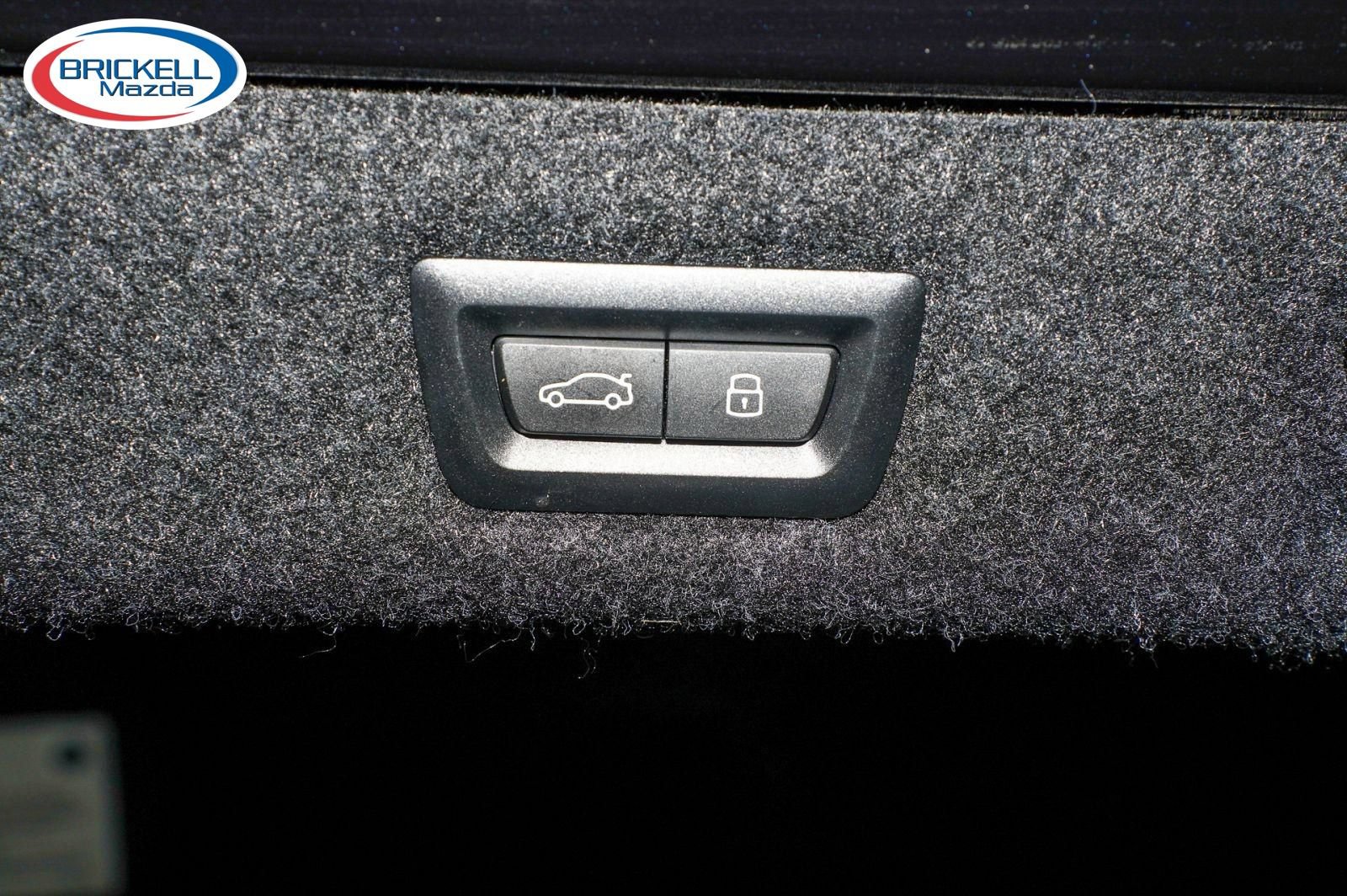Used 2023 BMW 530i w/ Executive Package RWD image 10