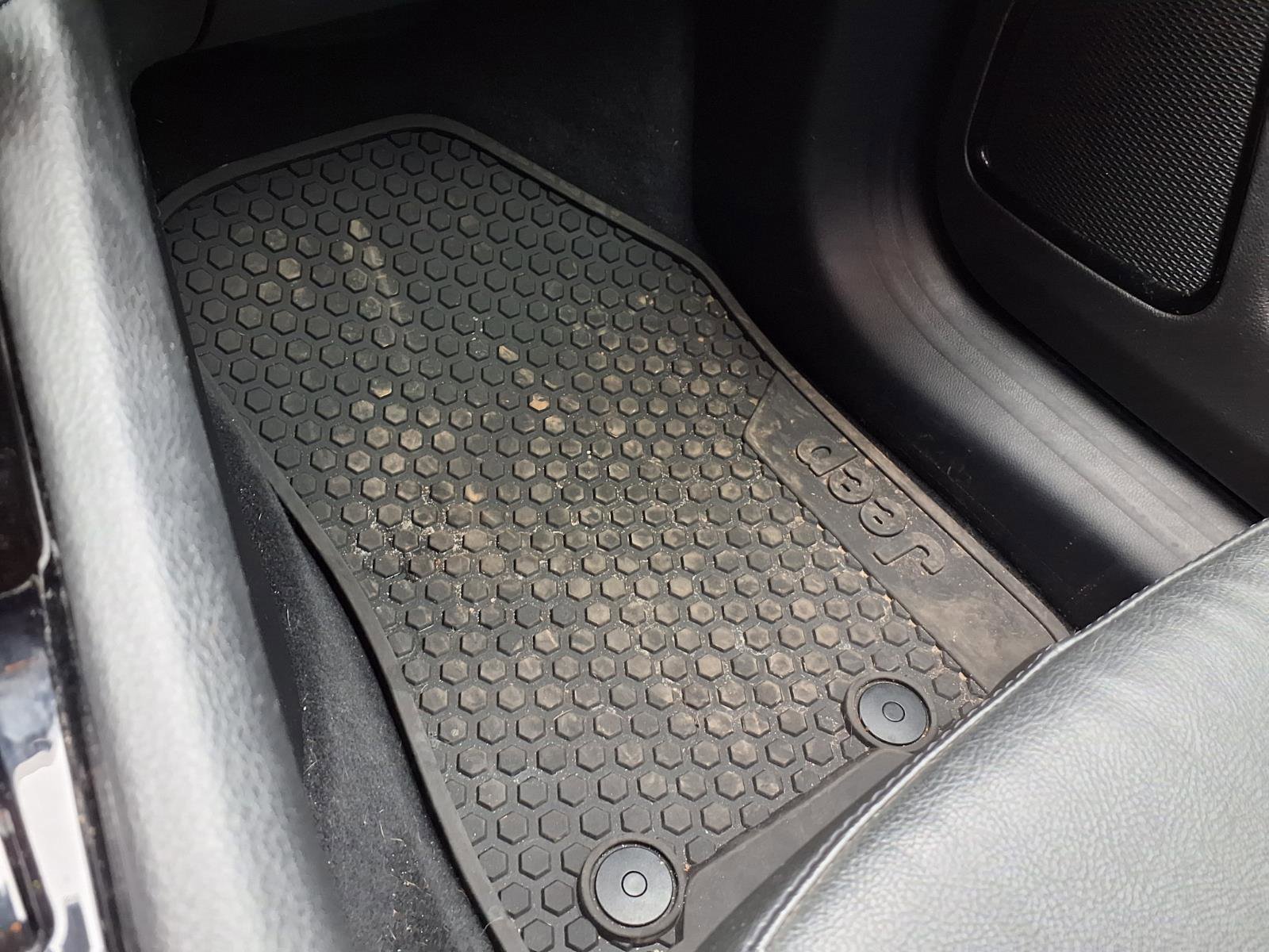 Used 2022 Jeep Compass Trailhawk w/ Trailhawk Convenience Group image 23