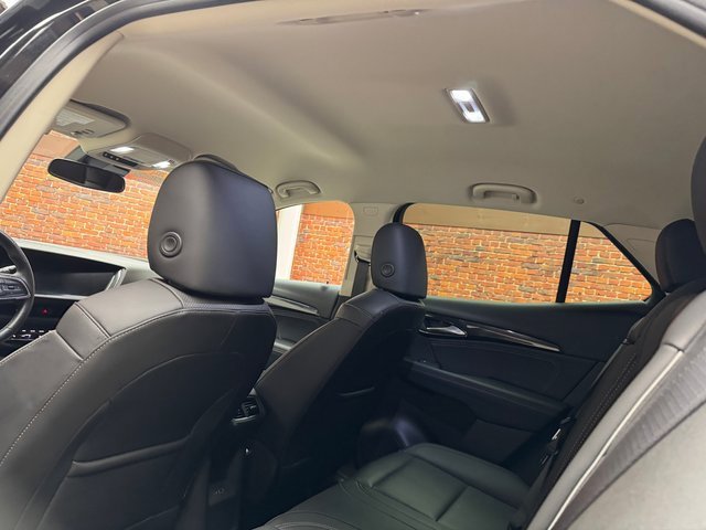 Used 2023 Buick Envision Essence image 24