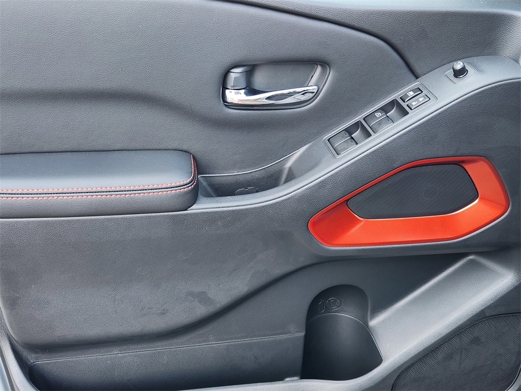 New 2025 Nissan Frontier PRO-4X image 17