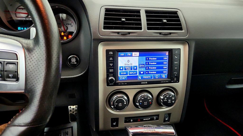 Used 2012 Dodge Challenger SRT8 RWD image 19