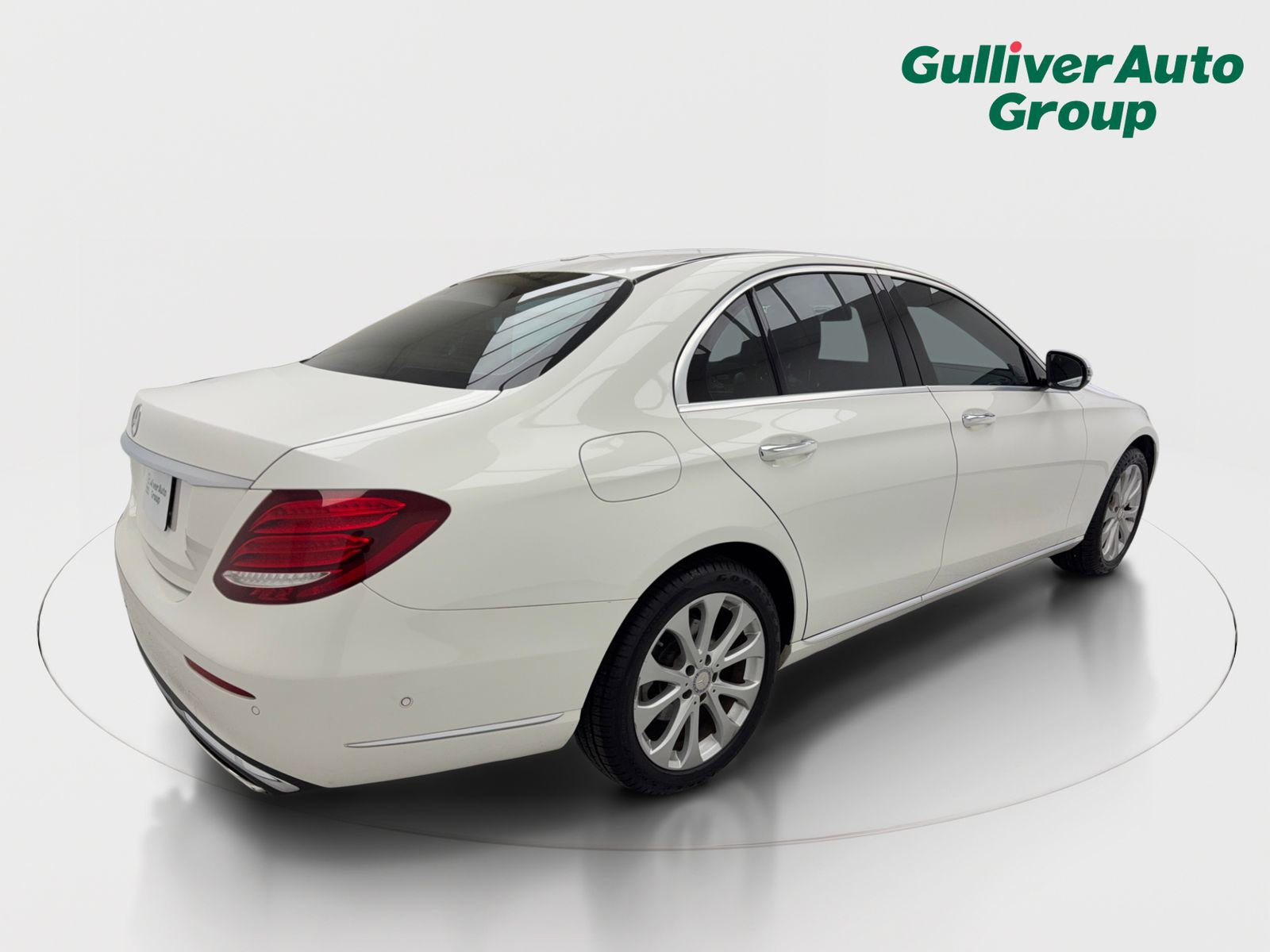 Used 2017 Mercedes-Benz E 300 image 9