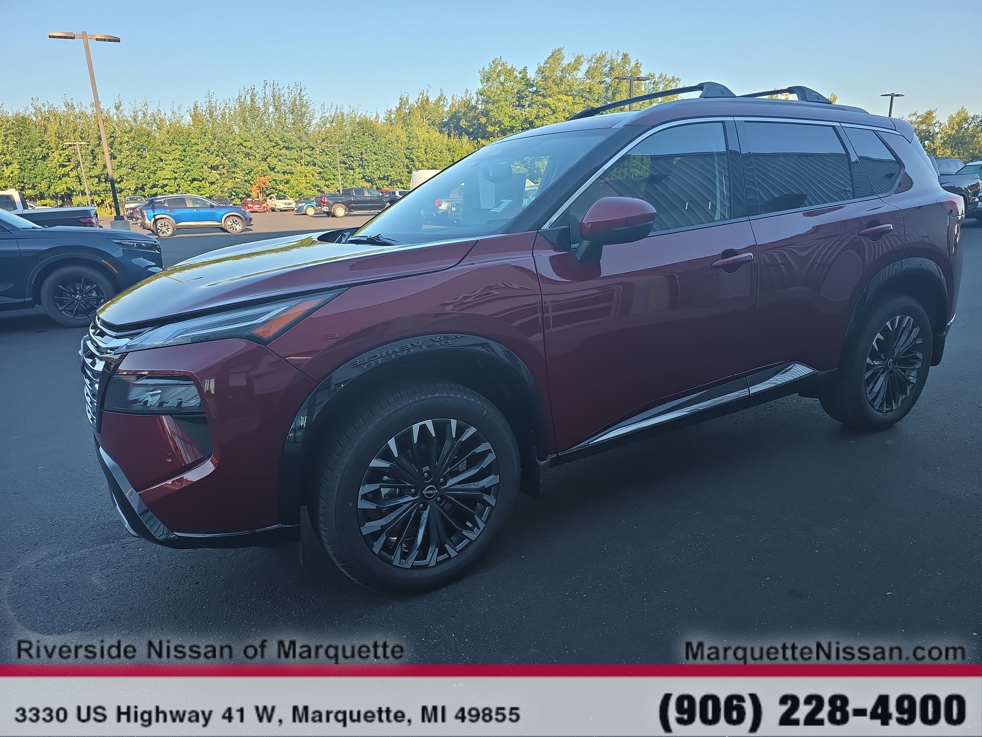 New 2026 Nissan Rogue Platinum AWD/4WD image 3