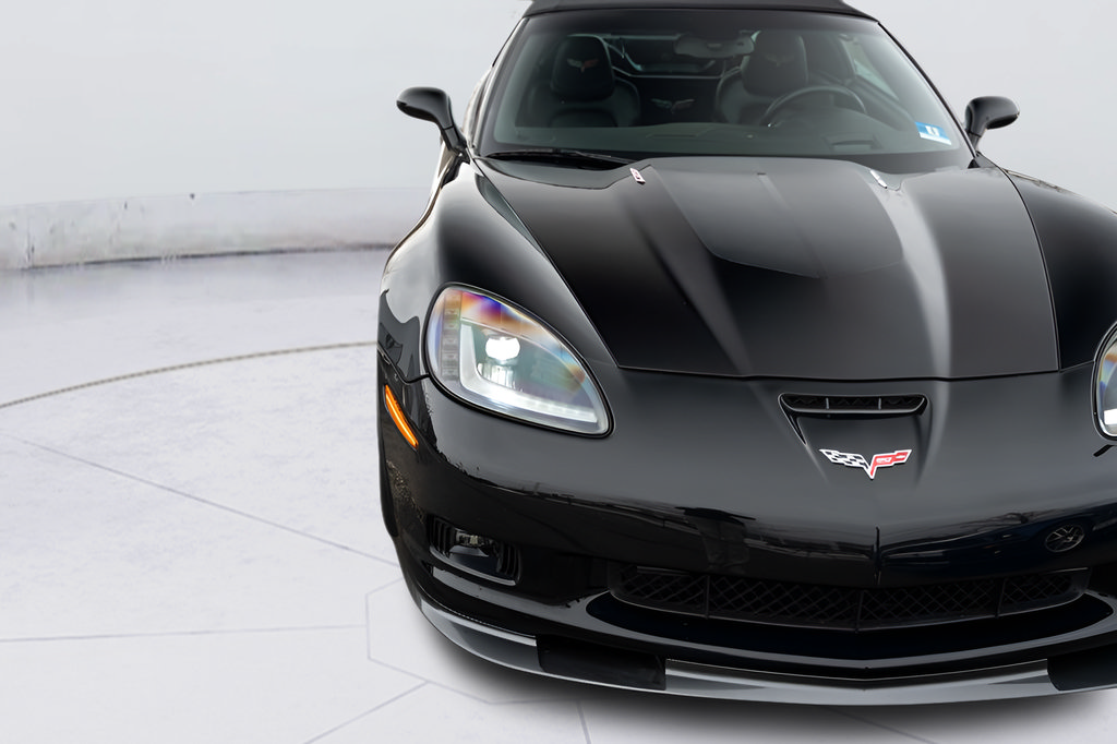 Used 2013 Chevrolet Corvette 427 w/ 1SB Preferred Equipment Group RWD image 17