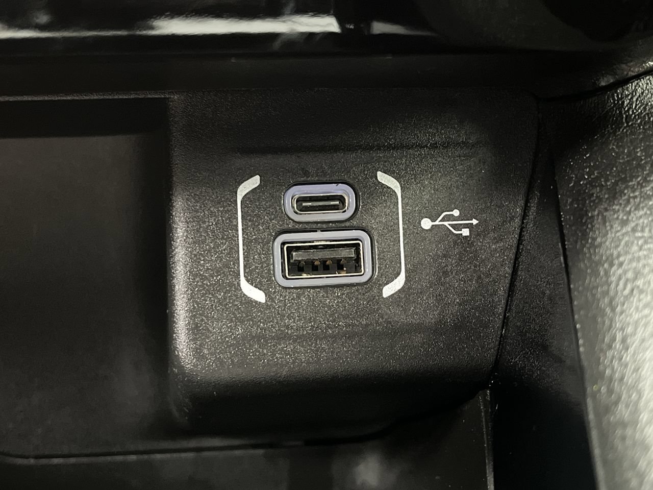Used 2025 Jeep Compass Trailhawk AWD/4WD image 22