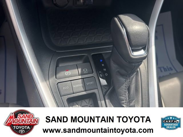 Used 2019 Toyota RAV4 XLE Premium FWD image 19
