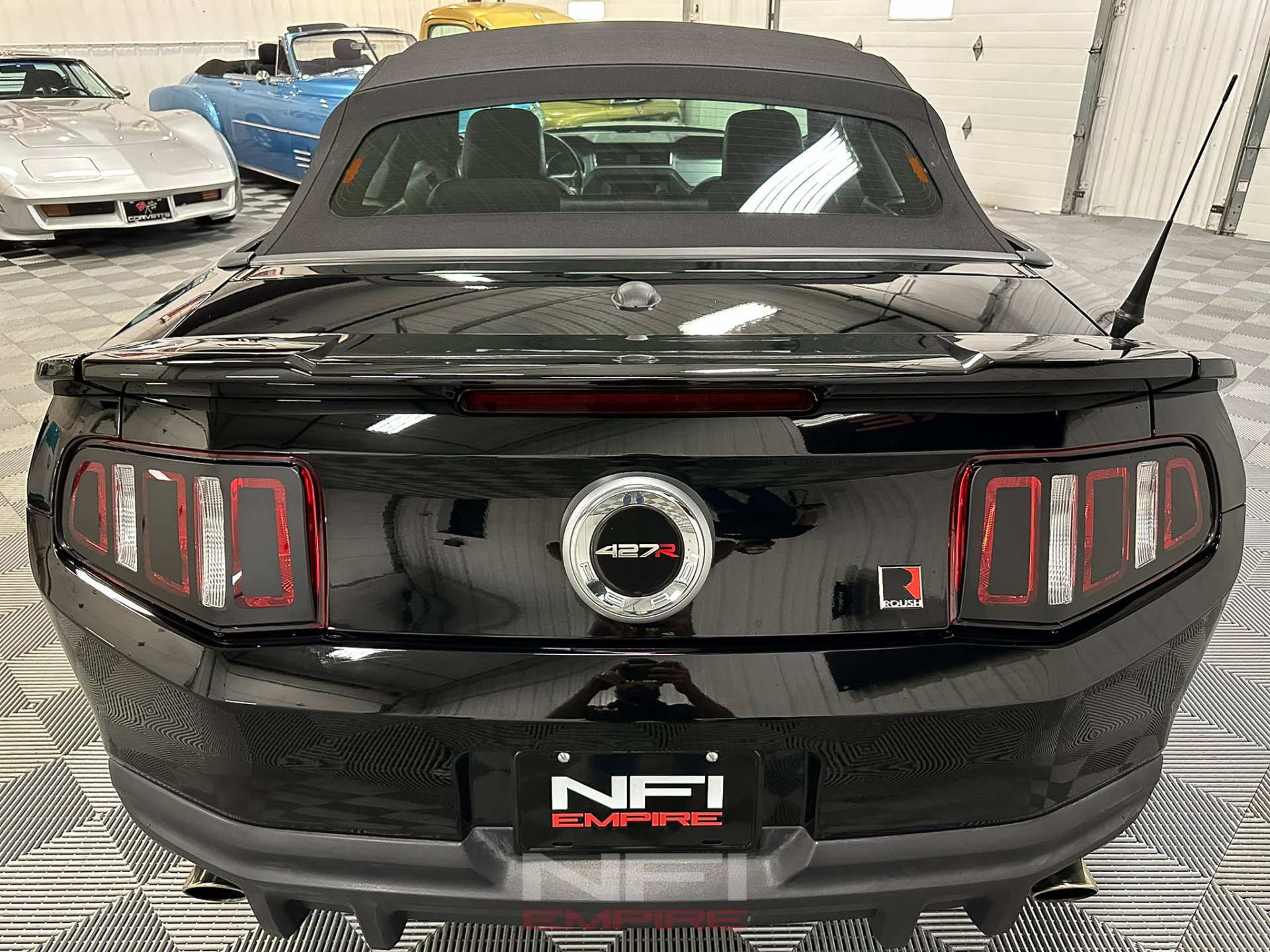 Used 2010 Ford Mustang GT image 16