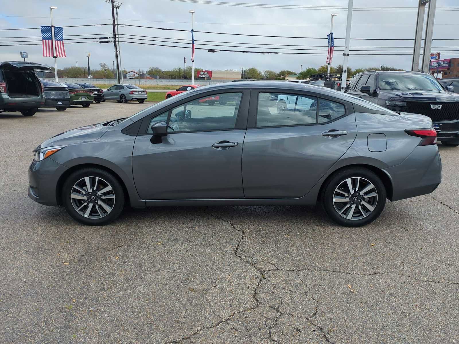 Used 2024 Nissan Versa SV image 5
