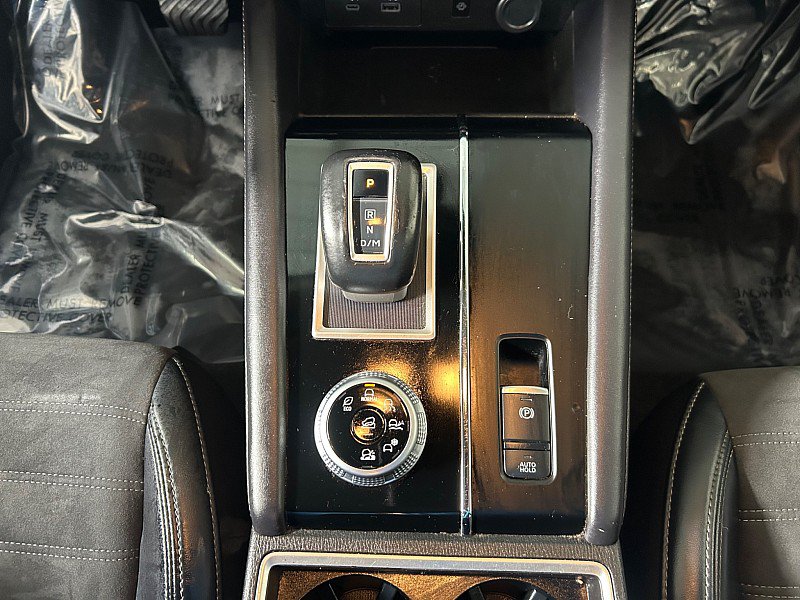 Used 2024 Mitsubishi Outlander AWD image 23