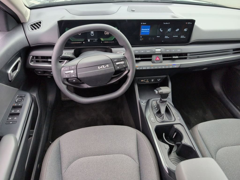 Used 2025 Kia K4 LXS image 26