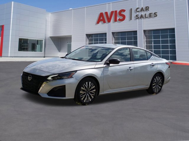 Used 2024 Nissan Altima 2.5 SV