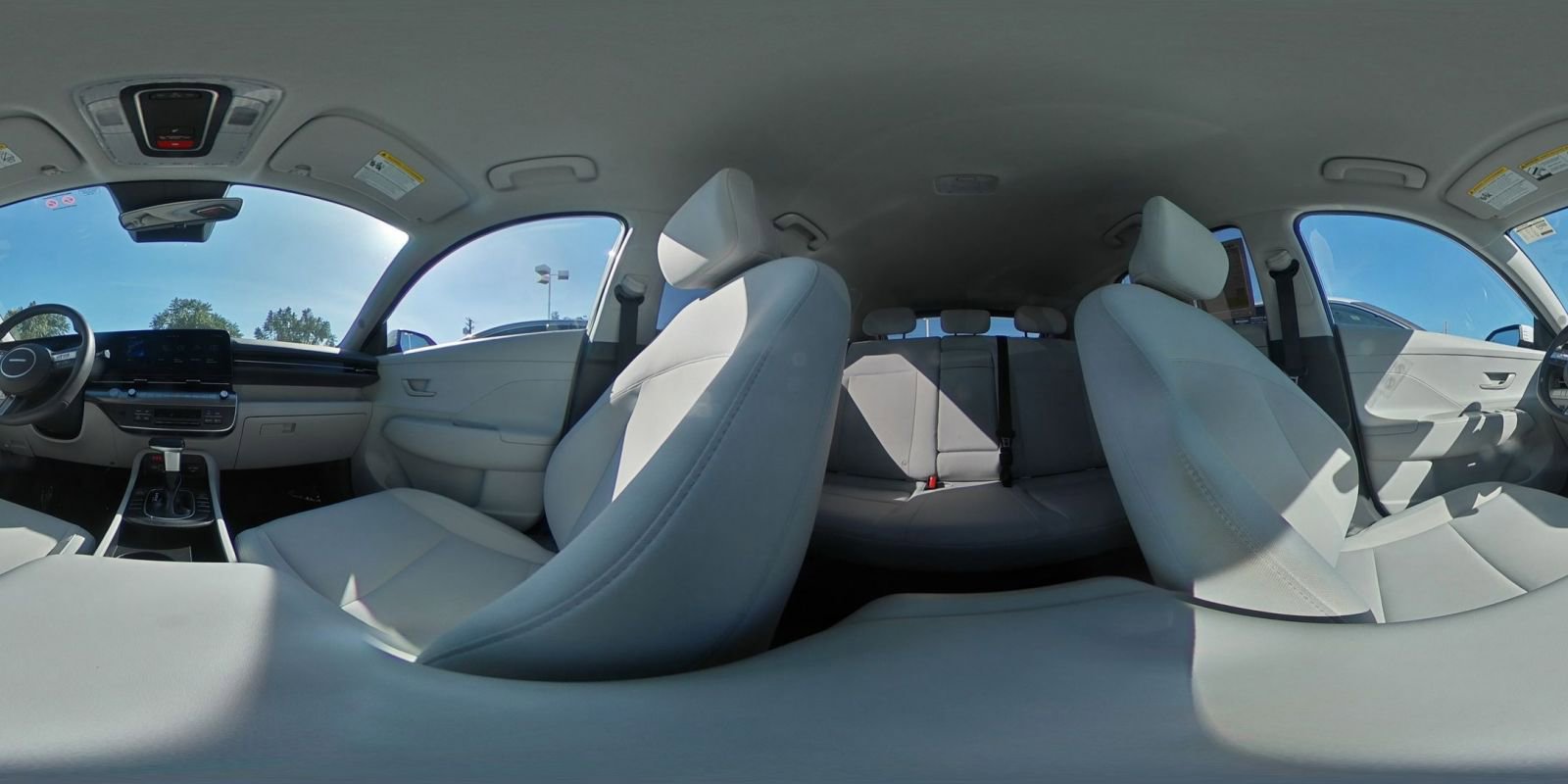 Used 2025 Hyundai Kona SEL FWD image 43