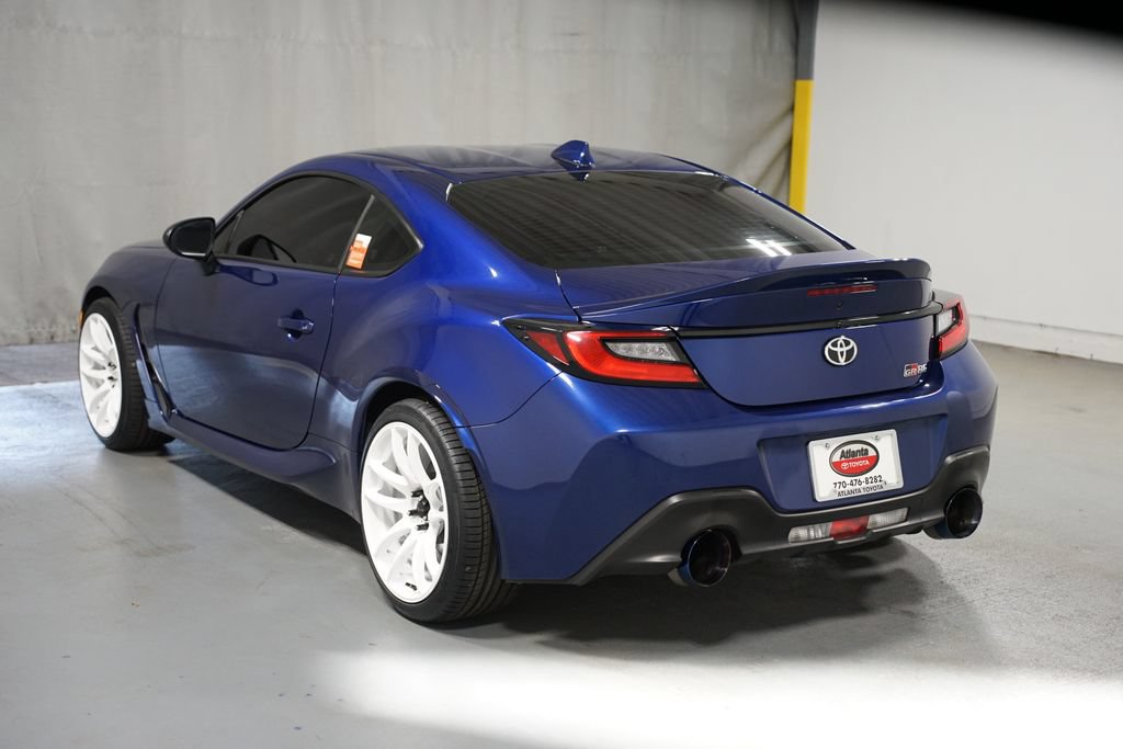 Used 2023 Toyota GR86 Premium RWD image 6