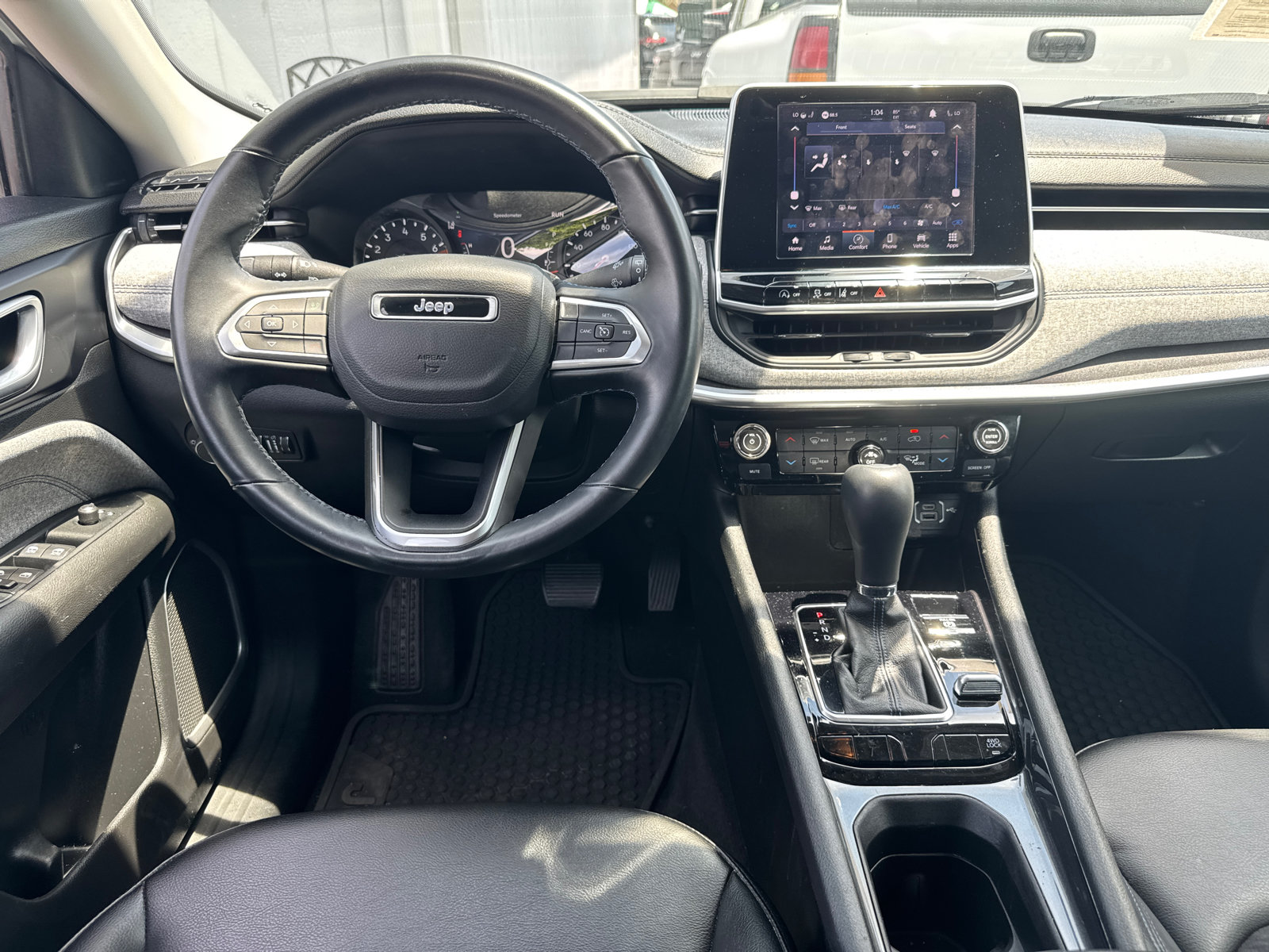 Used 2022 Jeep Compass Latitude w/ Convenience Group AWD/4WD image 8