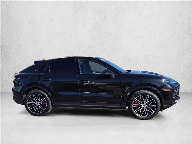 Used 2026 Porsche Cayenne S AWD/4WD image 4