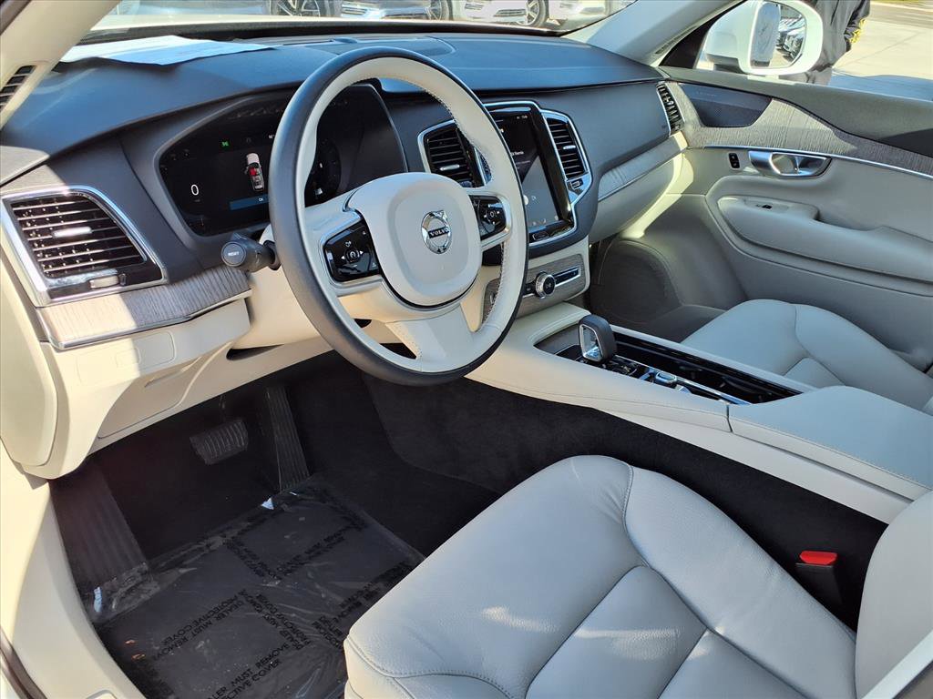 Certified 2024 Volvo XC90 B6 Plus image 21