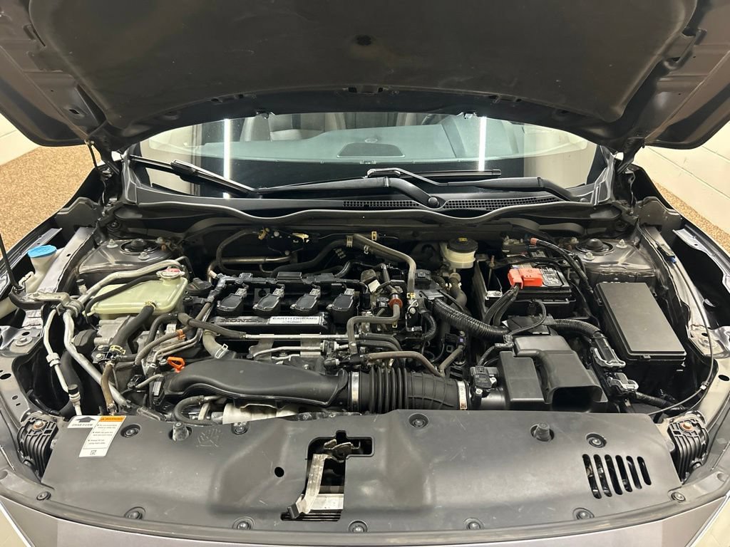 Used 2018 Honda Civic Touring image 12