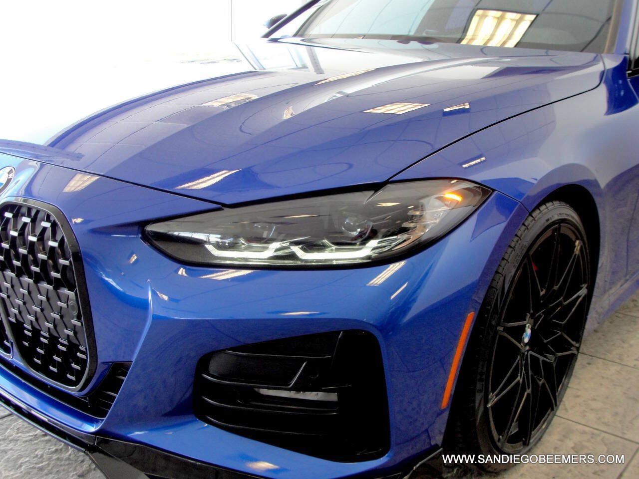 Used 2023 BMW 430i Coupe w/ M Sport Package RWD image 40