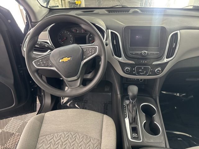 Used 2023 Chevrolet Equinox LS AWD/4WD image 32