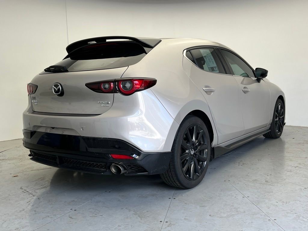 Used 2024 MAZDA MAZDA3 Hatchback w/ Appearance Package AWD/4WD image 3