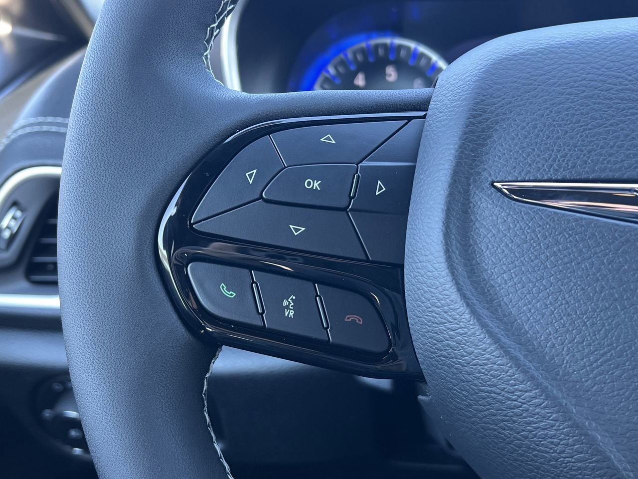 New 2026 Chrysler Pacifica Select image 12