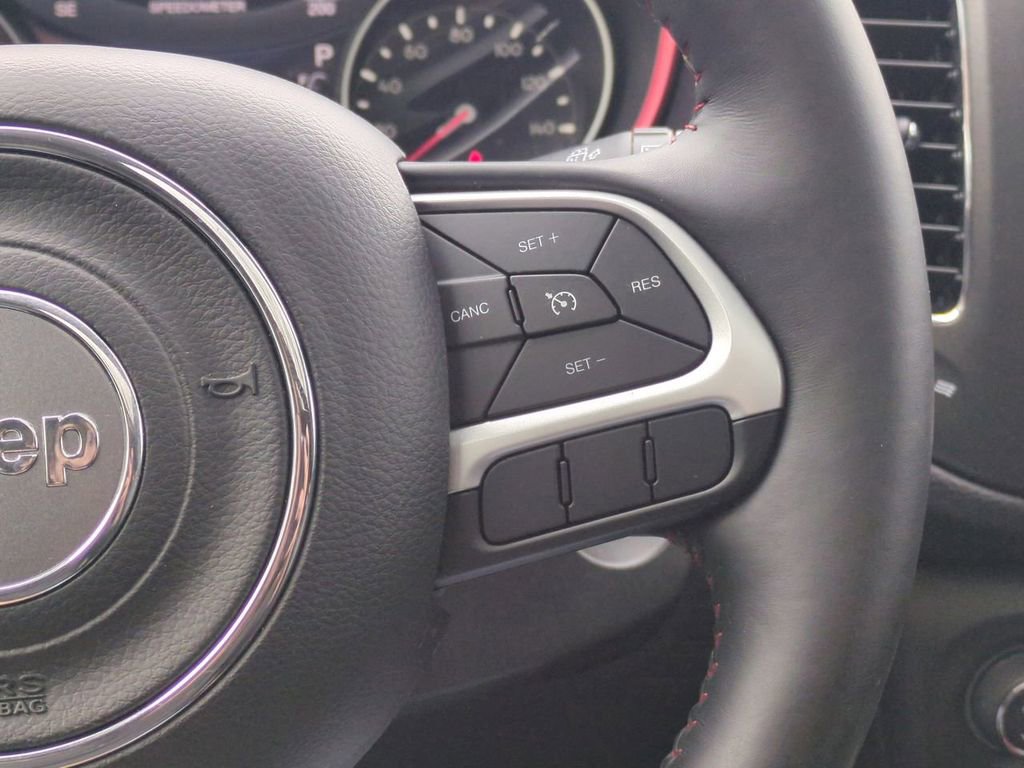 Used 2018 Jeep Compass Trailhawk w/ Leather Interior Group image 26