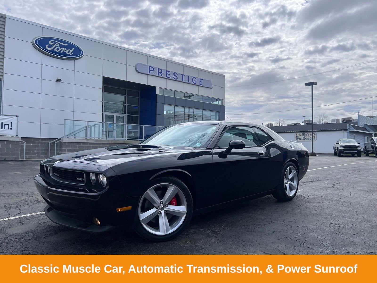 Used 2009 Dodge Challenger SRT8 w/ SRT Option Group II image 1