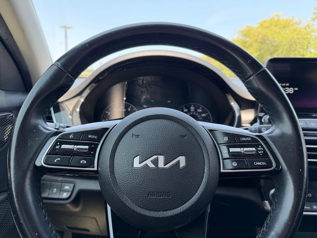 Certified 2023 Kia Seltos EX AWD/4WD image 12