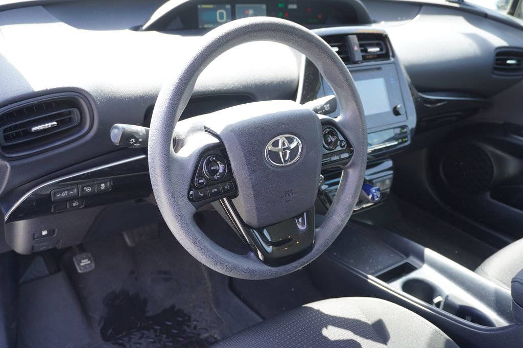 Certified 2019 Toyota Prius LE w/ Carpet Mat Package FWD image 3
