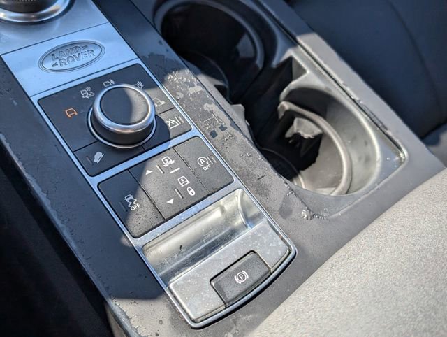 Used 2020 Land Rover Discovery Landmark image 27
