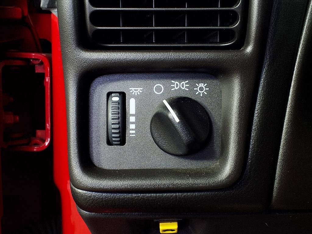 Used 2002 Chevrolet Camaro Z28 w/ SS Performance/Appearance Pkg image 12