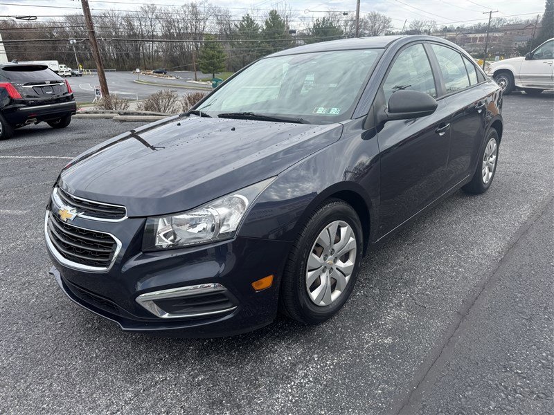 Used 2015 Chevrolet Cruze LS FWD image 4