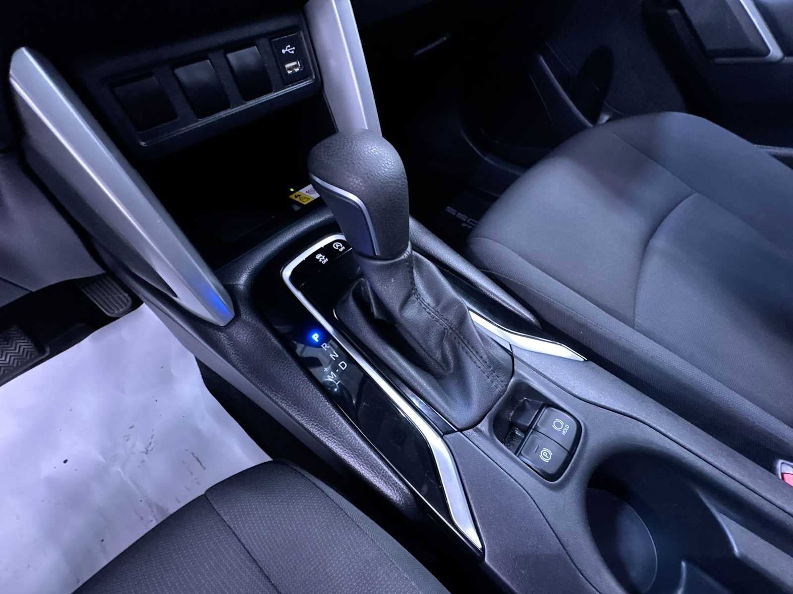 Used 2022 Toyota Corolla Cross LE w/ Moonroof Package FWD image 22