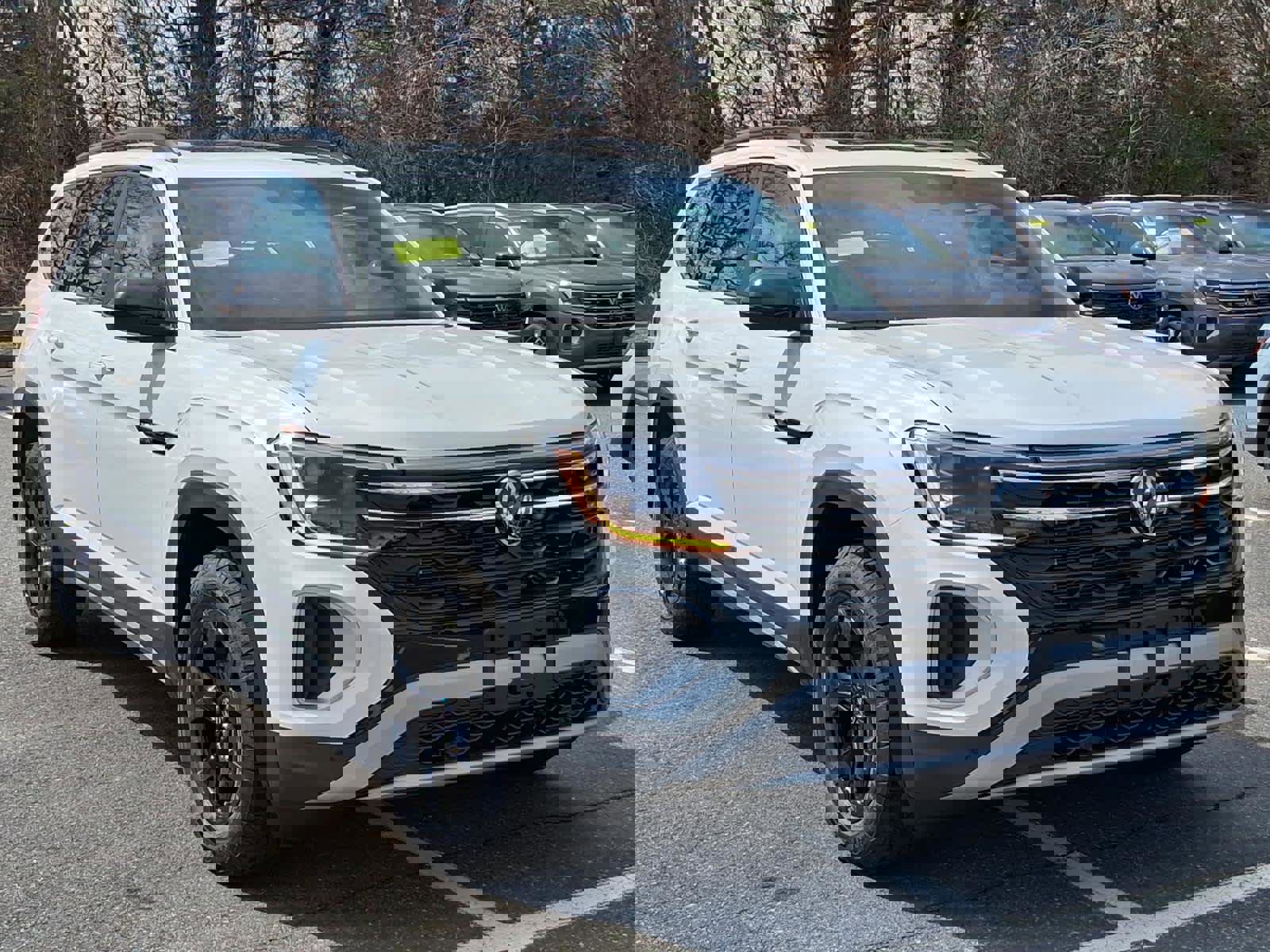 New 2026 Volkswagen Atlas Peak Edition image 13