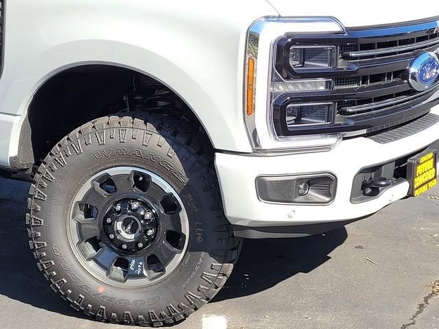 New 2026 Ford F250 Platinum w/ Tremor Off-Road Package AWD/4WD image 9