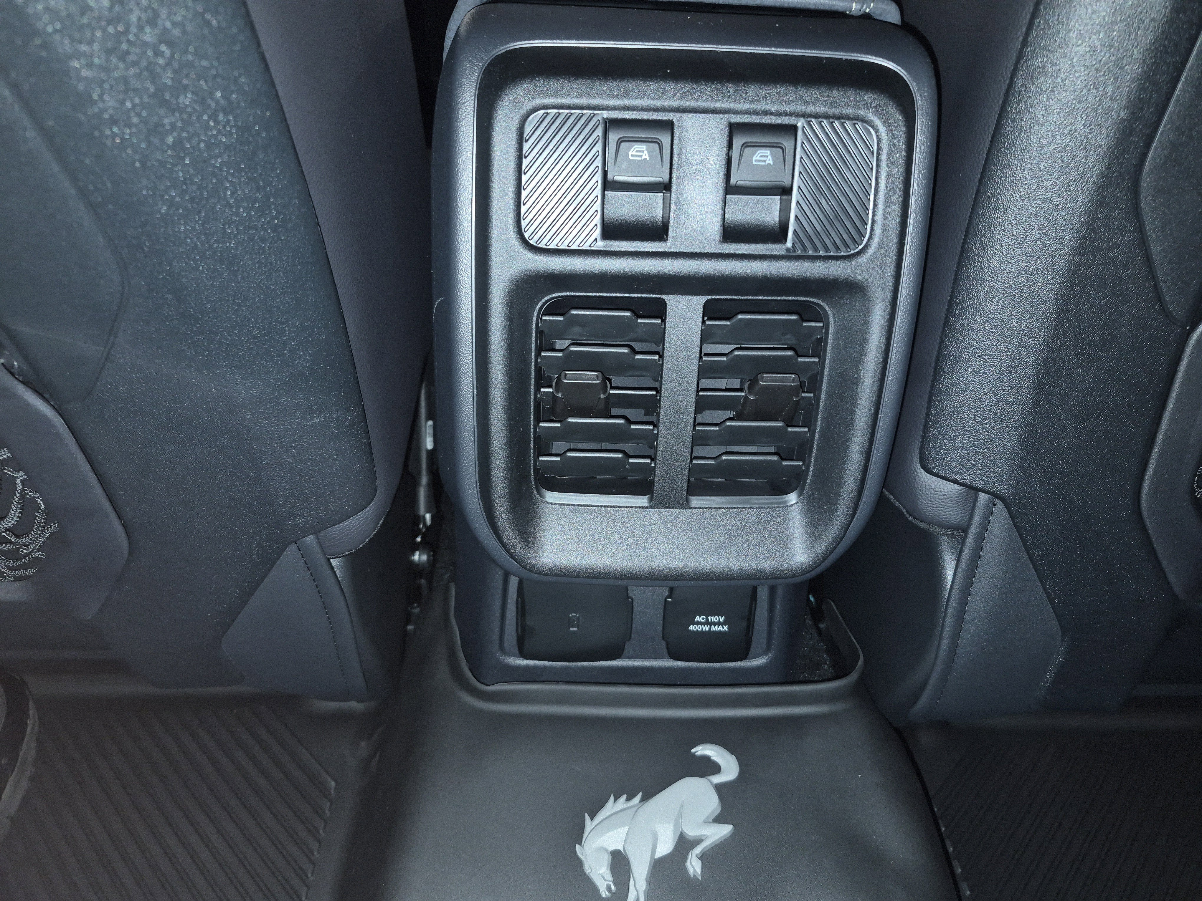 New 2025 Ford Bronco Badlands image 18