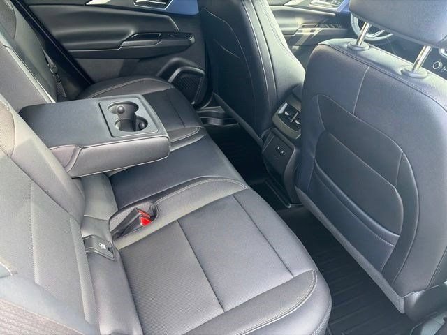 Used 2026 Chevrolet Equinox EV LT w/ Active Safety Package 3 FWD image 32