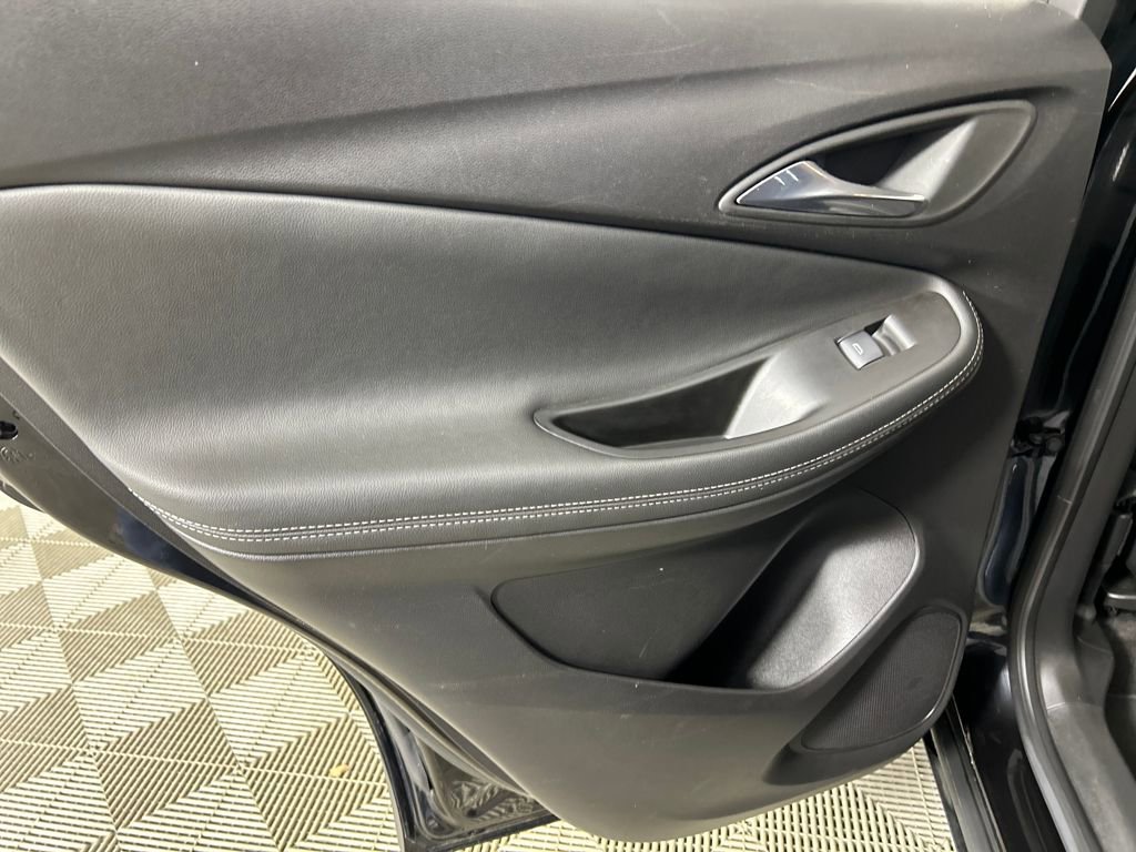 Used 2023 Buick Encore GX Preferred w/ Cold Weather Comfort Package image 16