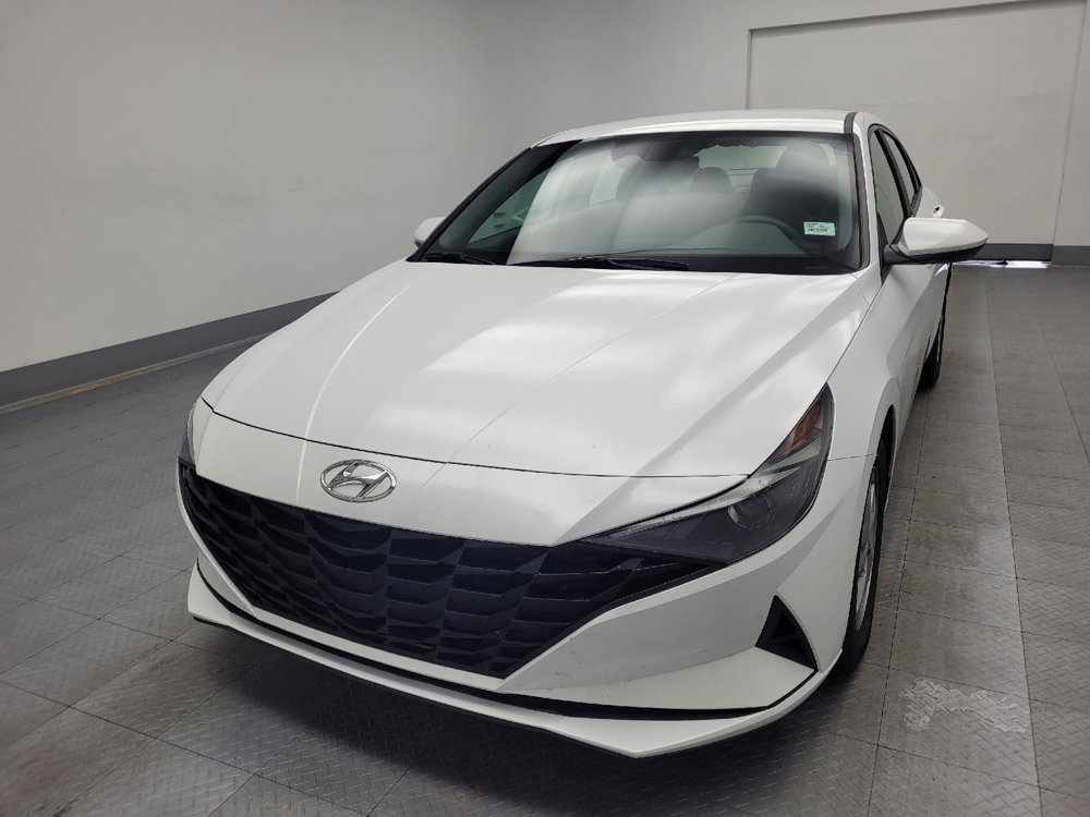 Used 2021 Hyundai Elantra SE image 15