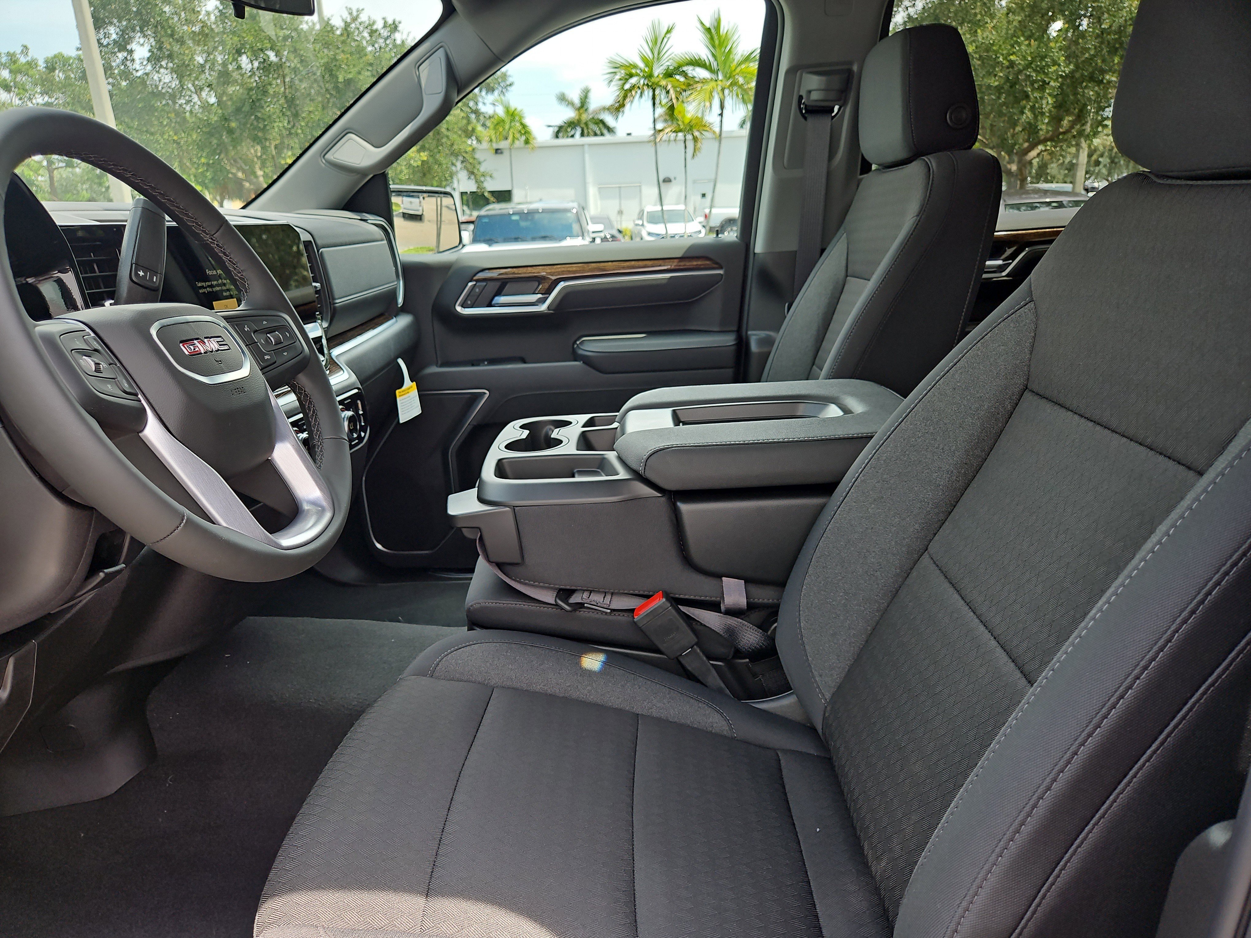 New 2026 GMC Sierra 1500 Elevation image 16