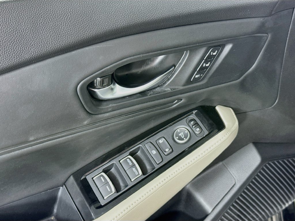 Used 2025 Honda Accord Touring image 20