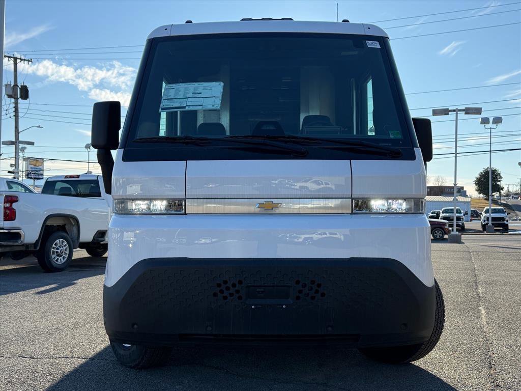 New 2025 Chevrolet Brightdrop 400 w/ Power Door Package image 9