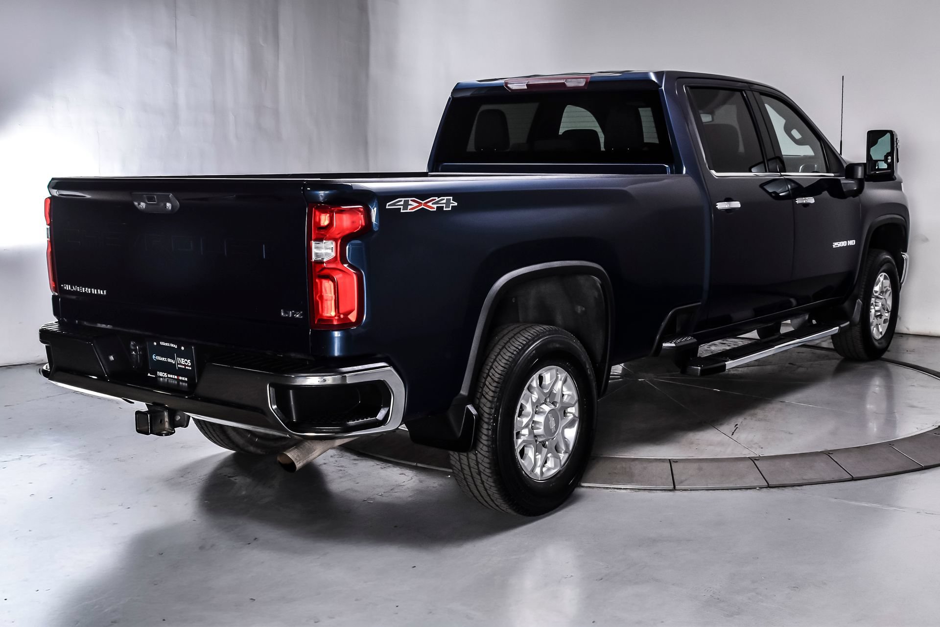 Used 2020 Chevrolet Silverado 2500 LTZ AWD/4WD image 4