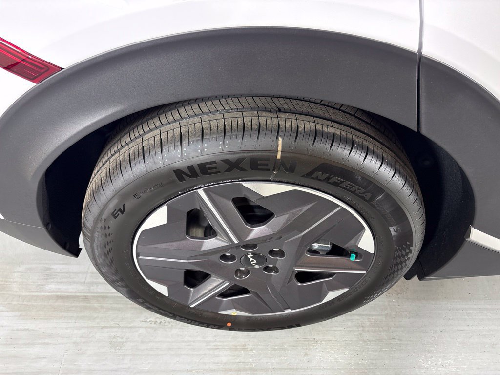 New 2026 Kia EV6 Light RWD image 10