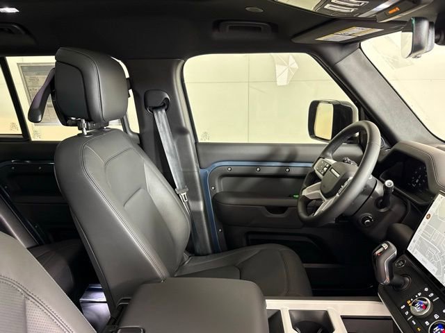 New 2026 Land Rover Defender 110 X-Dynamic SE AWD/4WD image 29