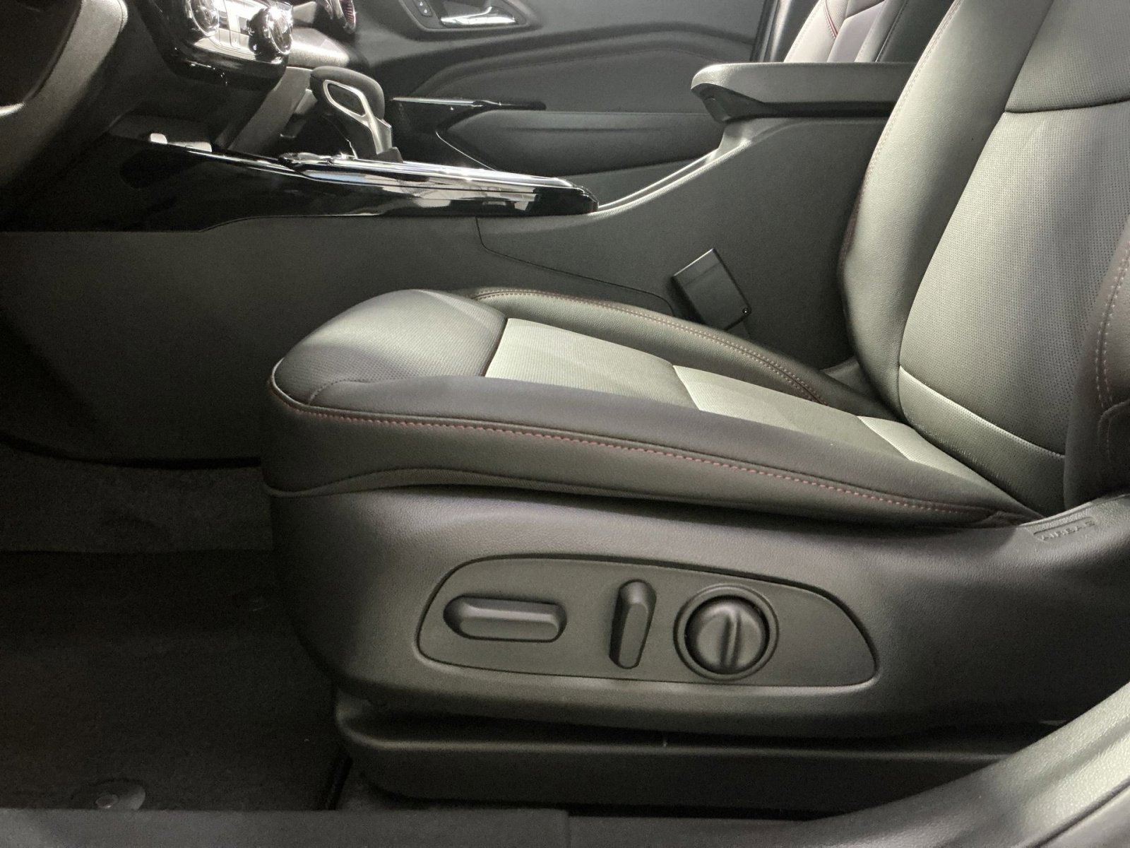 New 2026 Chevrolet Trax RS image 15