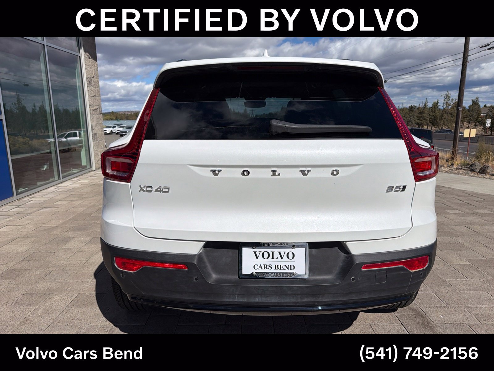 Certified 2026 Volvo XC40 B5 Plus AWD/4WD image 6