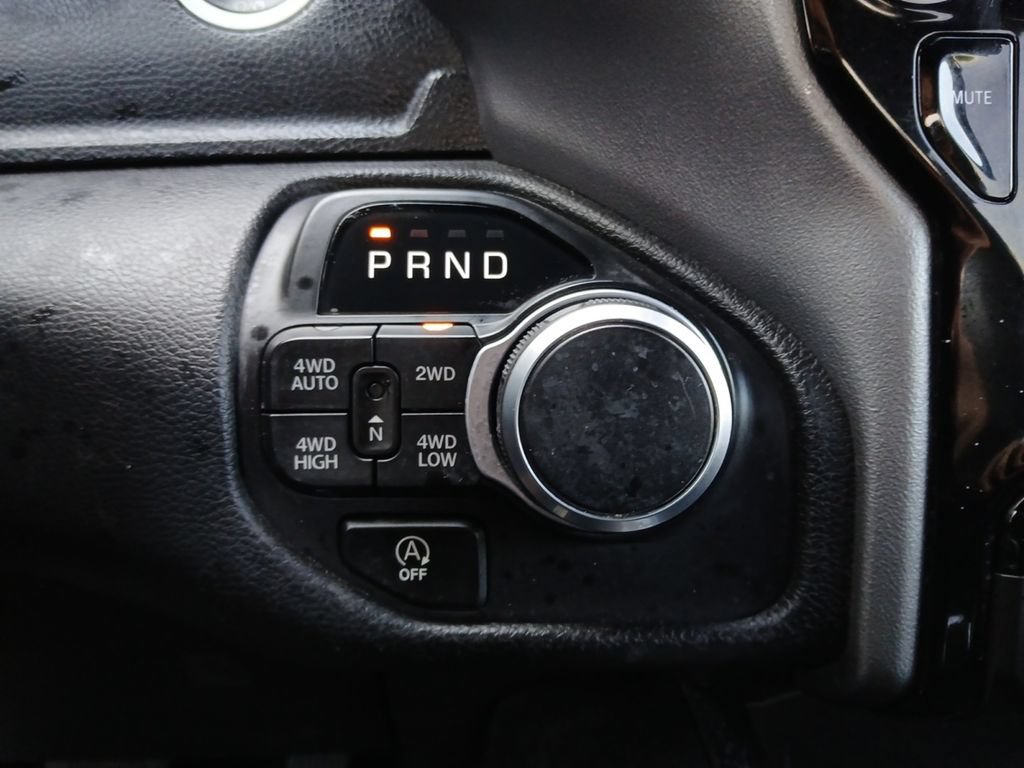 Used 2025 RAM 1500 Big Horn AWD/4WD image 10